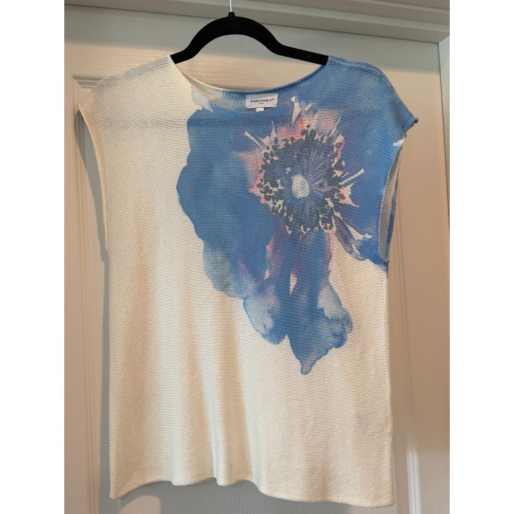 Bianca & Blu Italy Sleeveless knit blue flower color wash top Small